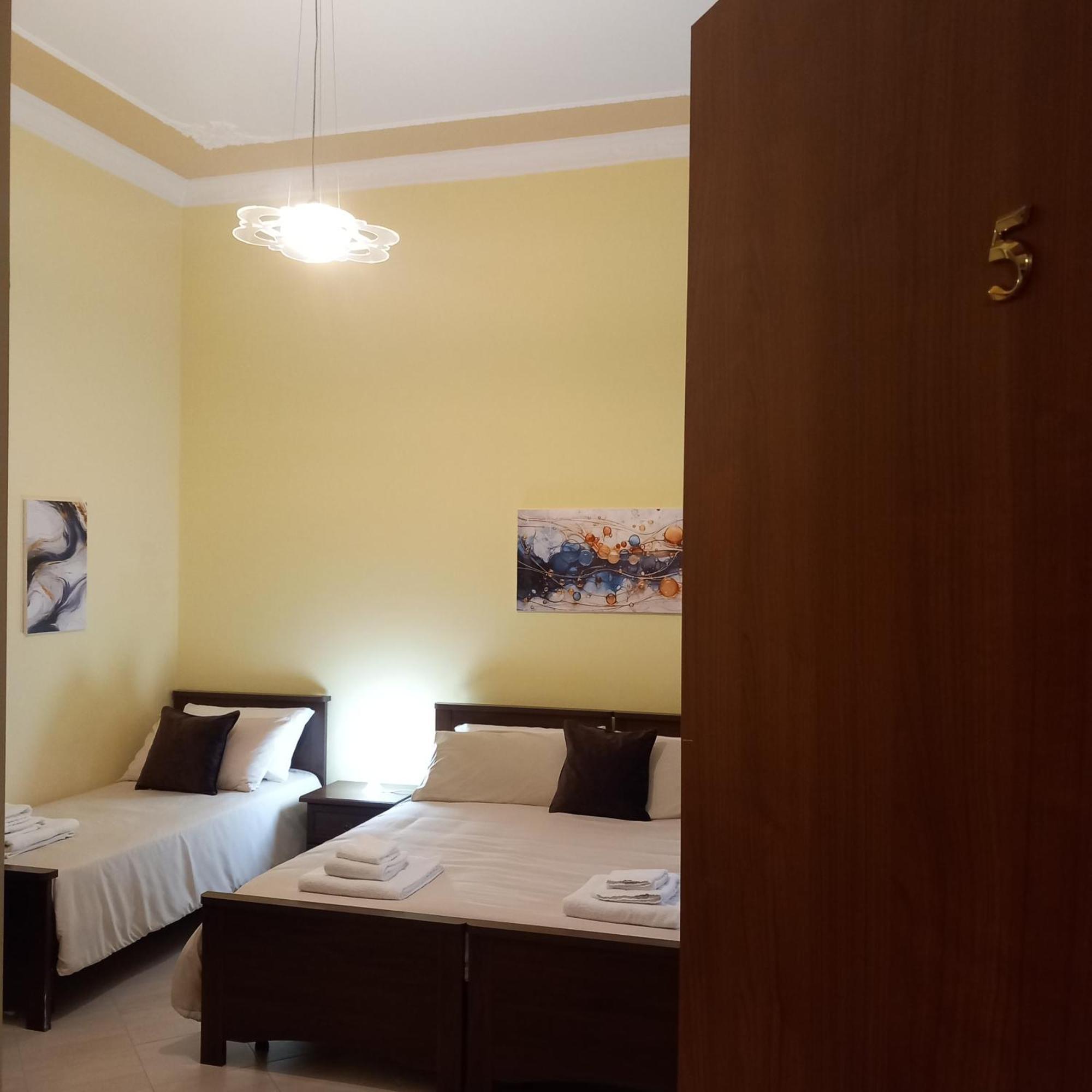 Narbone 42 Hotel ปาแลร์โม ภายนอก รูปภาพ